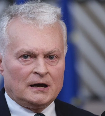 Науседа готов стать посредником в конфликте между Украиной и Польшей