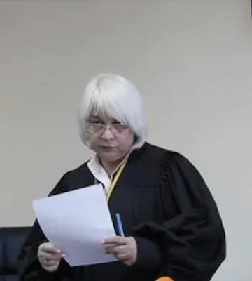 Звільнили суддю Печерського райсуду, яка зняла арешт з активів онлайн-казино Pin-Up