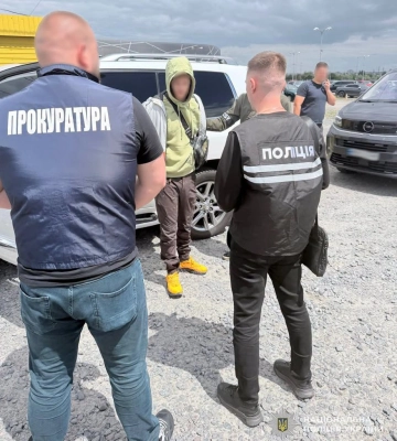 У Львові повідомлено про підозру ще одному переправнику ухилянтів через кордон