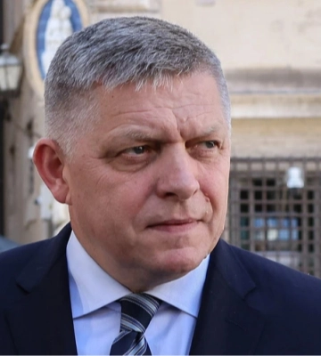 Фицо против многомиллиардной помощи Украине от НАТО, потому что боится "третьей мировой"