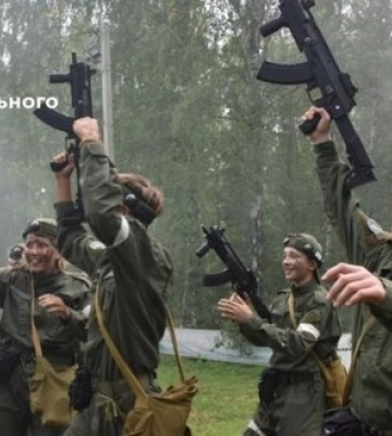Окупанти в літніх таборах готують дітей з Луганщини до війни, - ОВА