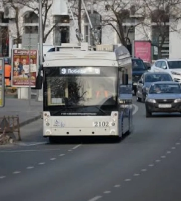 У Севастополі через дефіцит пального та знеструмлення зупинився громадський транспорт - ЗМІ