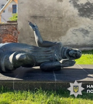 На Львівщині пошкоджений меморіал жертвам нацистської окупації - підозрюваного затримали