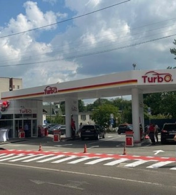 У Львові офіційно відкрили першу АЗК нової мережі TurbOil