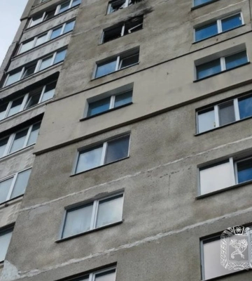 У Харкові дрон влучив у багатоповерхівку