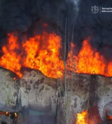 Росіяни вдарили по Запоріжжю КАБами, є поранені