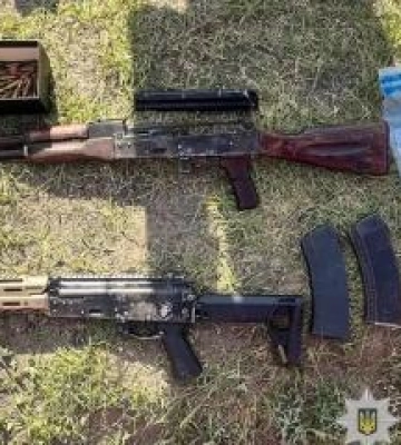 У Полтаві затримали чоловіка зі зброєю