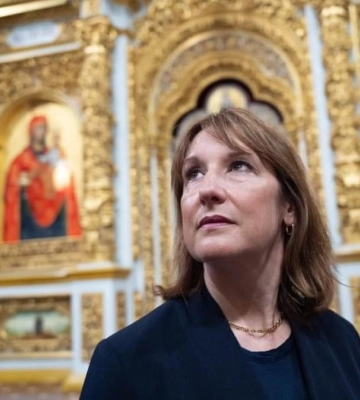 Канцлерка Скарбниці Великої Британії Рейчел Рівз прибула до Києва у День Конституції України