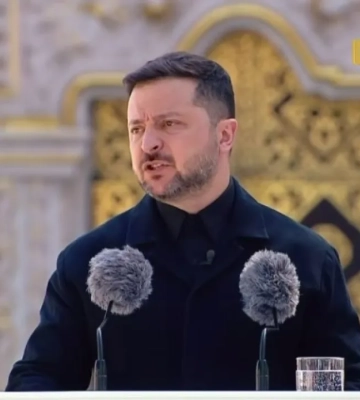 Окончательное прощание с совком: Зеленский нашел "идеальное место" для памятника Мазепе в Киеве. ВИДЕО