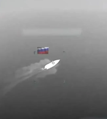 Морские дьяволы в действии: на дно ушло очередное корыто оккупантов в Черном море. ВИДЕО