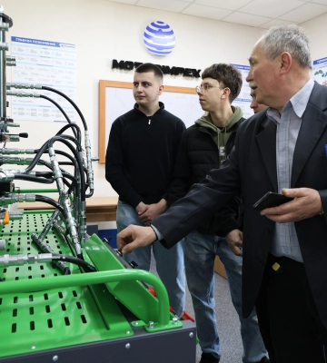 У Львівській політехніці студенти заробляють більше від викладачів