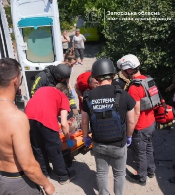 Число жертв российского удара по Запорожью возросло до двух, пострадали 16 человек