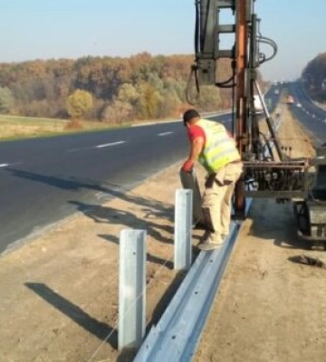 Трасу М-09 біля Куликова перекриють на всю ніч: водіїв попередили про об'їзд