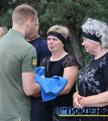 Назавжди 24: Тростянецька громада попрощалася із загиблим захисником Іваном Захарченком