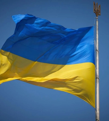 Президент Володимир Зеленський нагородив відзнаками закарпатських діячів, лікарів, юристів та художників