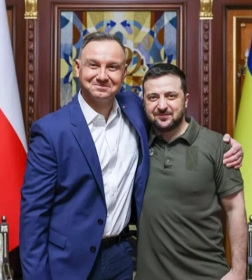 Без евроинтеграции, но с Пантеоном: к чему приведет конфликт Украины с Польшей