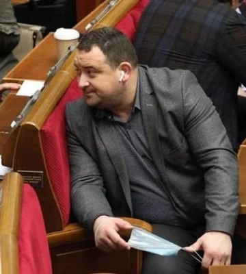 ВАКС избирает меру пресечения для "слуги народа" Кузьминых
