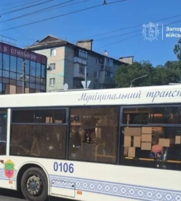 Россияне устроили охоту на гражданский транспорт в Запорожье: есть новые раненые