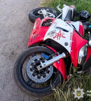 У Рівненському районі внаслідок ДТП травмувався мотоцикліст