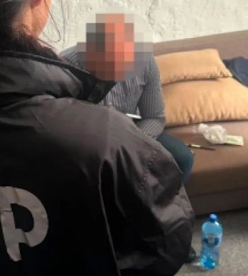 Адвокат из Чернигова обещал «решить вопрос» со следствием за 100 тысяч долларов - получил подозрение от ГБР