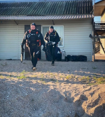 Под Одессой 10-летнюю девочку на надувном круге унесло в море, продолжаются поиски