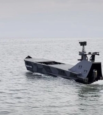 Морпехи 40-й бригады применили морской дрон "Баракуда" для нанесения ударов по оккупантам на Тендривской косе. ВИДЕО