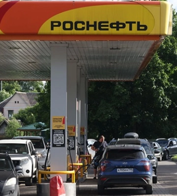 Еще в четырех регионах РФ за день ввели ограничения на продажу топлива