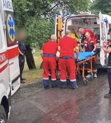 На Волині через удар блискавки постраждали відразу 7 людей: серед них – діти