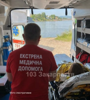 Дитина в реанімації через алкоголь: трагедія у Мукачеві, яка має стати протверезним душем для всіх батьків