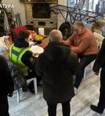 Экс-командир переплатил 36,6 млн на зимних куртках и штанах для военных