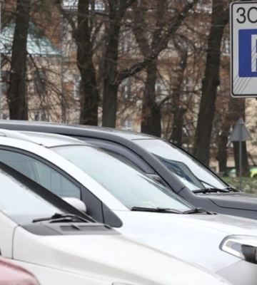 Ще два паркувальні майданчики зʼявляться завтра у Львові