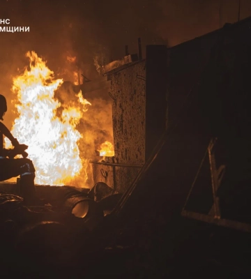 Рашисти вдарили КАБами по цивільній інфраструктурі Сумщини: постраждали 7 осіб
