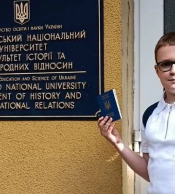 Английский изучает с детского сада. Семиклассник из Днепра сдал международный кембриджский экзамен — этот тест сдают после 11 класса