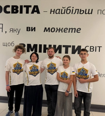 Школярі з Волині створили пристрій для очищення археологічних артефактів і стали чемпіонами світу у США
