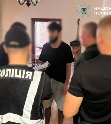 Викриття ухилення від служби: у Черкасах та низці областей тривали обшуки (ФОТО, ВІДЕО)