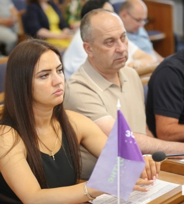 У Кіровоградській обласній раді - нова депутатка