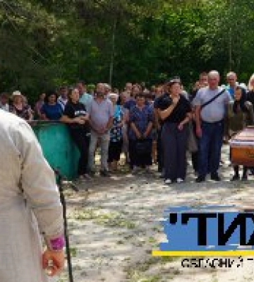 У Тростянці поховали захисника Володимира Дашутіна, який боронив Україну з першого дня війни