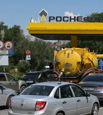 В 10 регионах РФ, а также в оккупированных Крыму и Севастополе бензин стал стоить дороже, чем в США