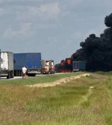 На трассе через Мелитополь водителям советуют ездить в касках и бронежилетах
