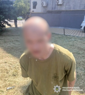 У Києві затримано військового дезертира, який потрощив кілька автомобілів, - поліція. ФОТО