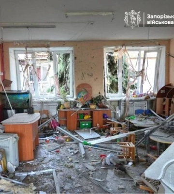 Росіяни вдарили по дитсадку в Запоріжжі (фото, відео)