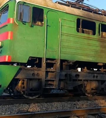 Росія атакувала безпілотником електровоз на Дніпропетровщині
