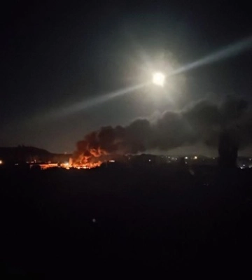 В Донецке "прилет" и пожар