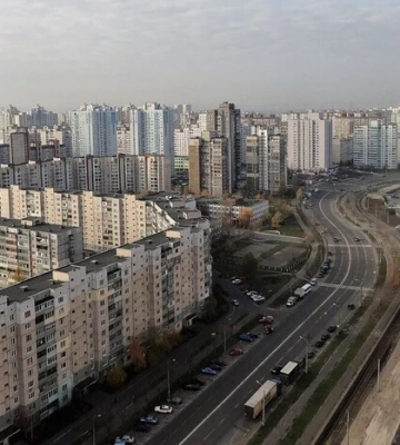 У Києві розпочато капремонт вул. Милославської, обмеження руху триватимуть близько року