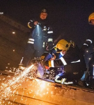 Россия сбросила авиабомбу на дом в Харькове; среди раненых — — 6-летний ребенок