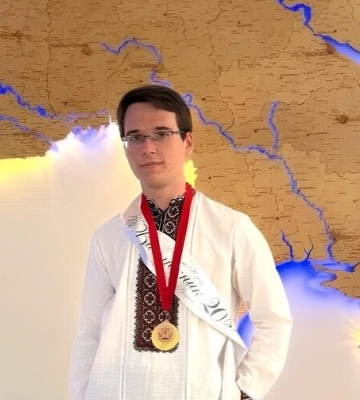 Математика, українська мова, хімія, історія України. Львів'янин Юрій Гащук отримав рекордний бал з НМТ