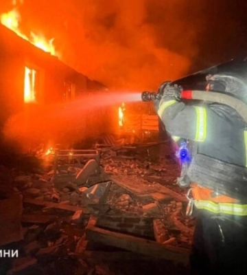 У Харкові після ударів РФ КАБами під завалами виявили тіло загиблої людини, ще 9 – постраждали