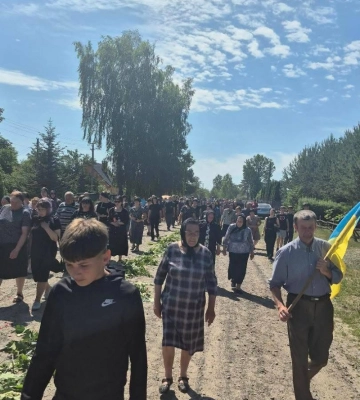 На Волині провели в останню путь воїна Анатолія Кривоша, який з перших днів повномасштабного вторгнення боронив Україну