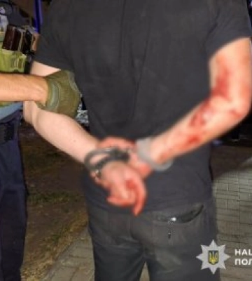 У Миколаєві поліція встановлює обставини стрілянини, внаслідок якої загинули двоє іноземці