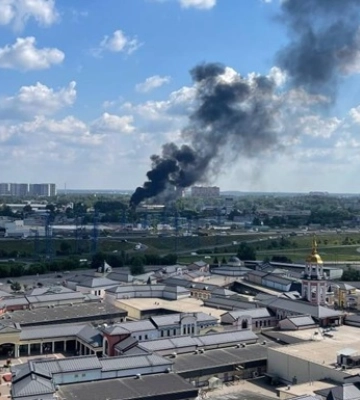 У Підмосков'ї палає електропідстанція